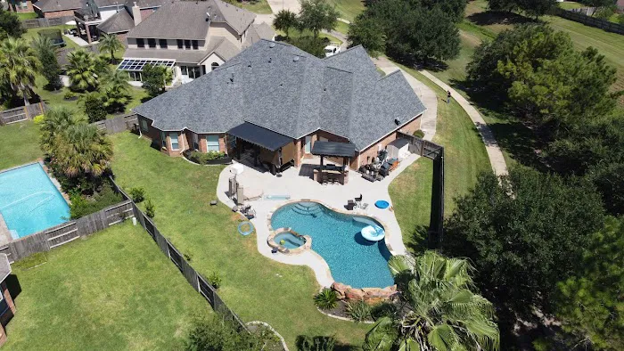 Tellhaus Roofing LLC Picture 2