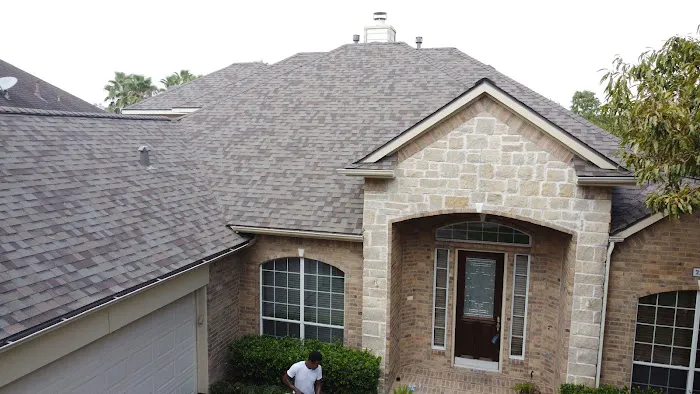 Tellhaus Roofing LLC Picture 6