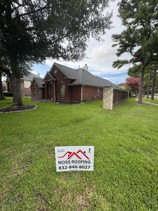 Moss Roofing Houston Picture 3