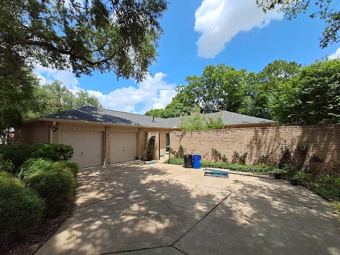 Moss Roofing Houston Picture 10