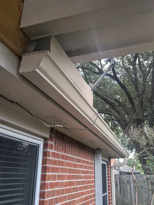 Houston Roofing & Gutters Picture 9