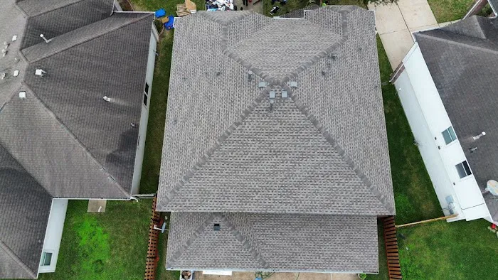 EZ & FAST Roofers Contractors Picture 4