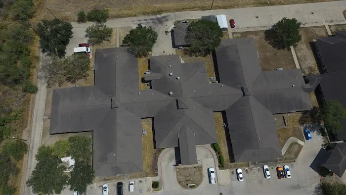 M & M Roofing and Construction Picture 1