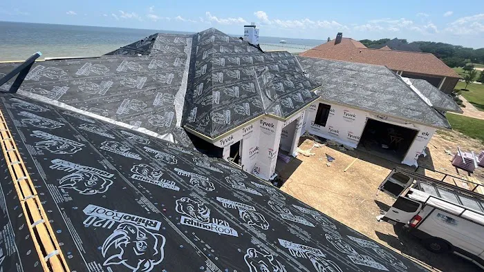 Roofing & Restoration of League City Picture 10