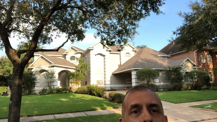 CM Roofing Pros LLC | Top Roofing Company In Fort Bend Picture 1