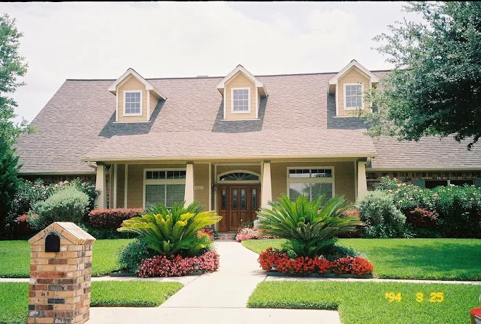 First Colony Roofing, Siding and Remodeling Picture 1