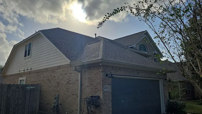 Stronghold Restoration and Roofing, LLC Picture 8