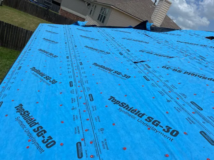 Wade Construction and Roofing, LLC Picture 3