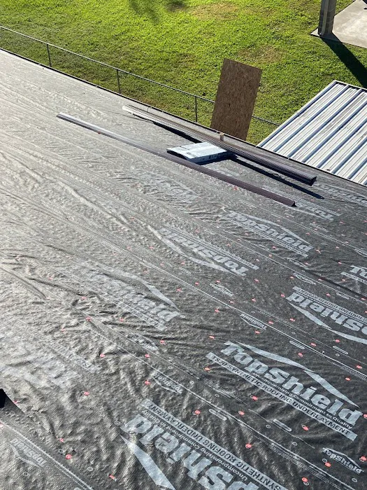 Wade Construction and Roofing, LLC Picture 7