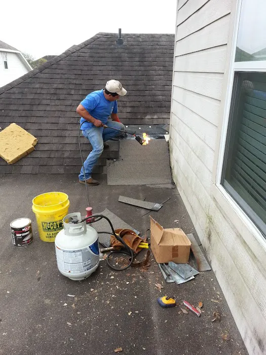 Arts Roofing LLC Picture 1