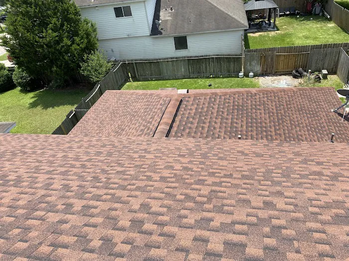 CNM ROOFING Picture 7