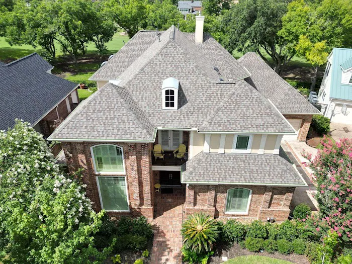 HHH Roofing & Construction Picture 2