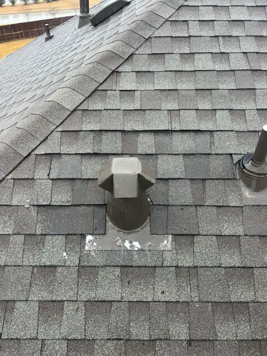 Storm Pros Roofing & Restoration LLC Picture 2
