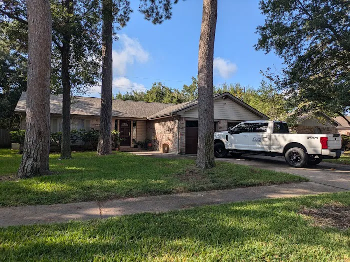 Restoration Roofing & Remodeling LLC Picture 1