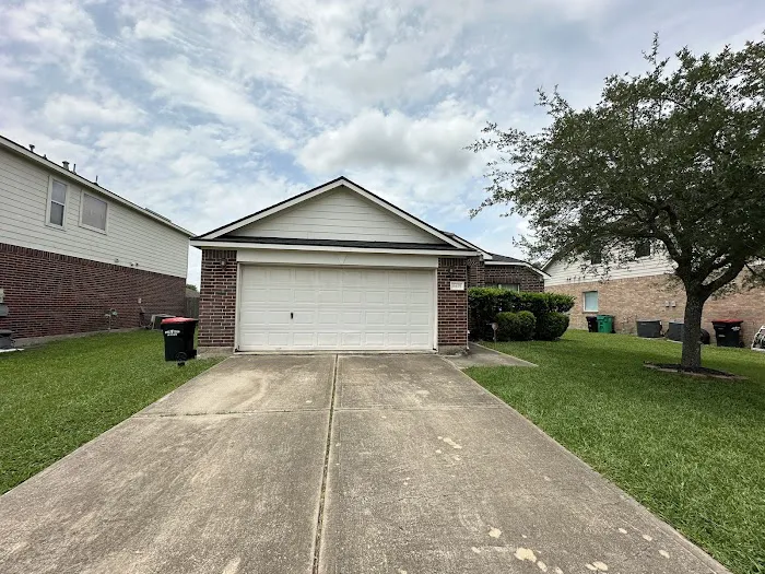 GreenLight Roofing Picture 3