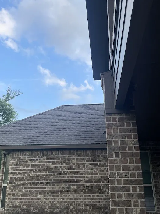 Lone Star Roof & Services Picture 1