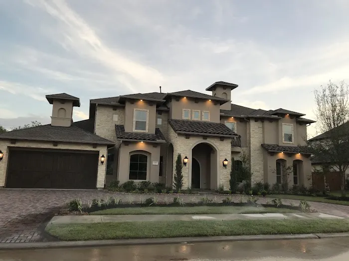 Robinson Brothers Roofing & Construction Picture 9