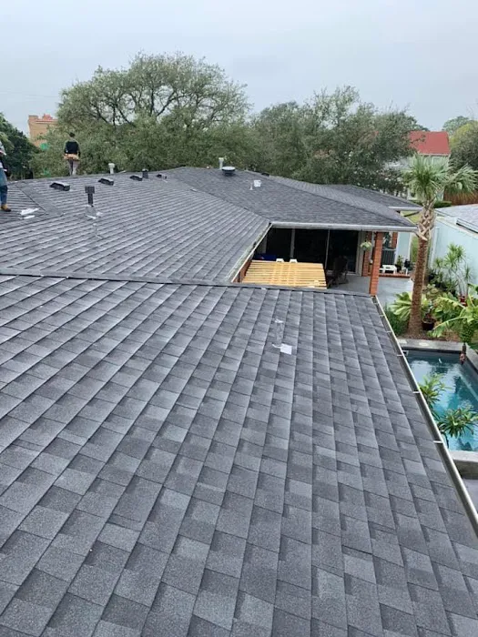 Zacks Construction & Roofing Picture 4