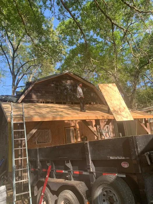 Zacks Construction & Roofing Picture 2