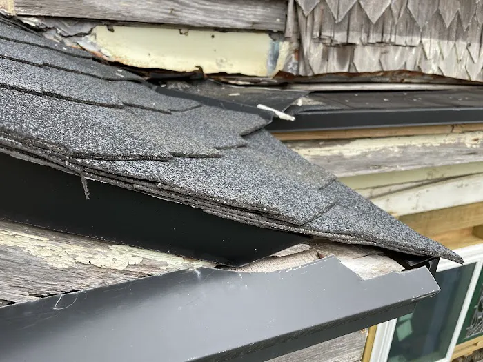 Upper Hand Roofing & Construction Picture 8