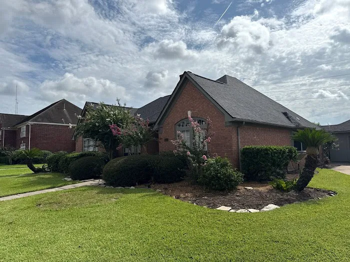 Reign Roofing Picture 4