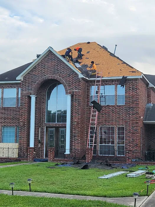 Conejo's Roofing Picture 3