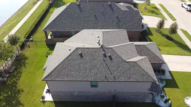 NO LIMIT ROOFING & CONSTRUCTION LLC Picture 4