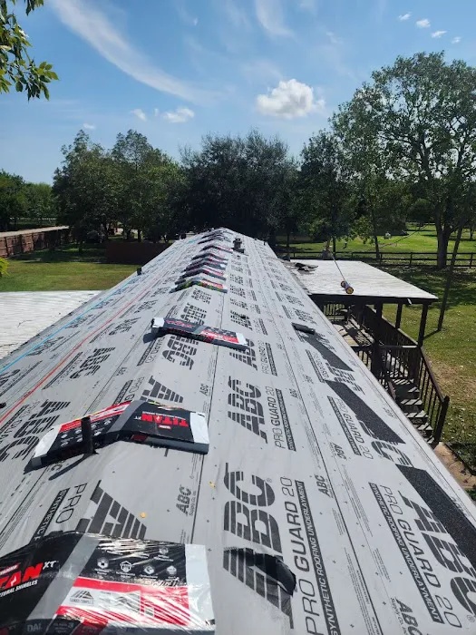 NO LIMIT ROOFING & CONSTRUCTION LLC Picture 9