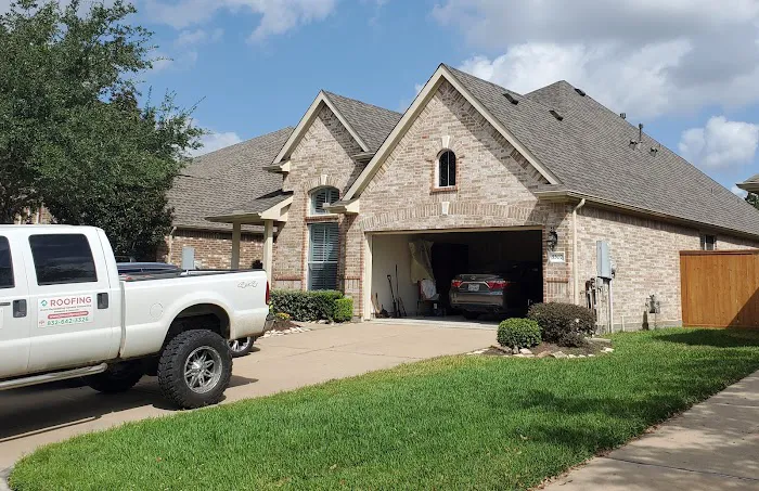 Job Cost Professionals Richmond-Roofer Picture 1