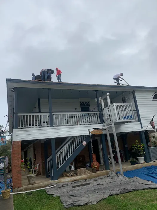 Art's Roofing Picture 6