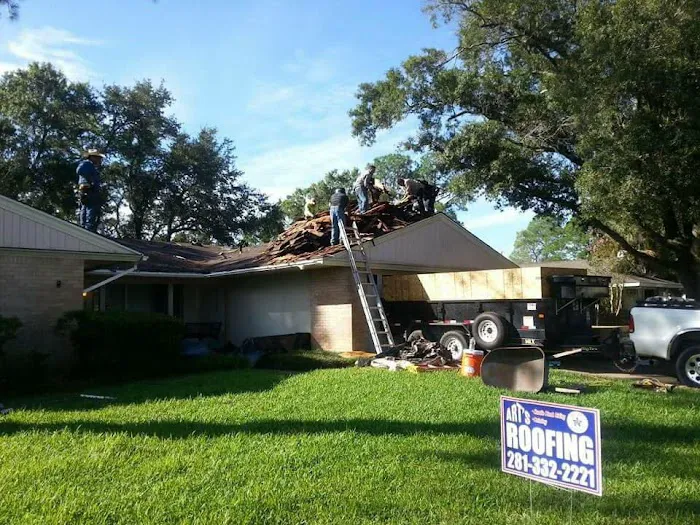 Art's Roofing Picture 5