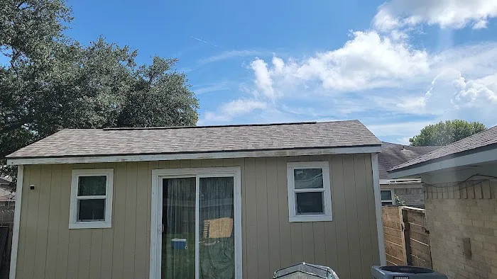 Frost Roofing & Renovations Picture 2