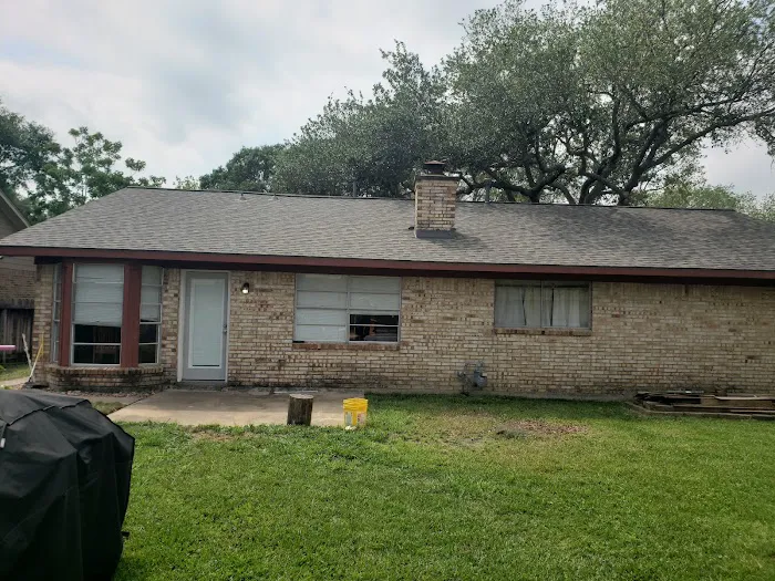 Rosamond Elite Roofing & Construction Picture 2