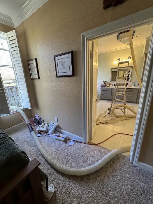 Houston Roofing & Attic Specialists Picture 3