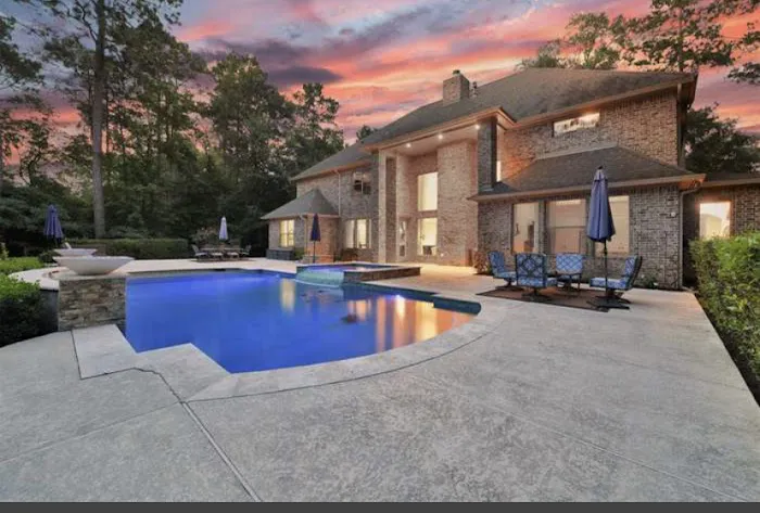 T. Williams Roofing Picture 1