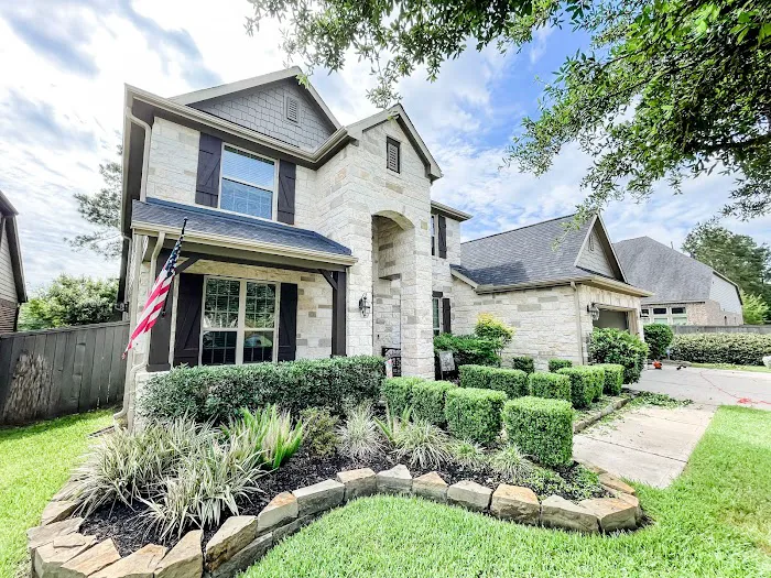 John DeJesus Roofing & Remodeling Picture 10