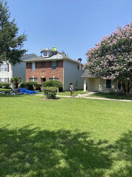 SLK Roofing & Construction Picture 6