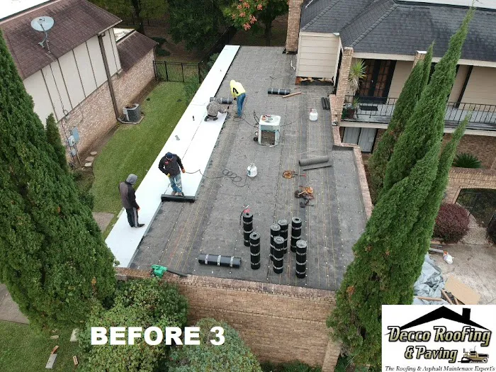 Decco Roofing and Paving Picture 1