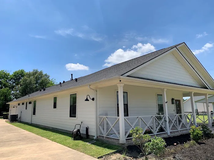 1st Choice Roofing & Construction Picture 1