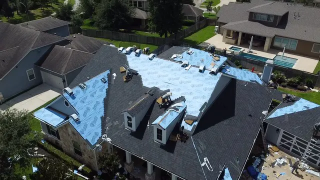 The Home Team Roofing Picture 1