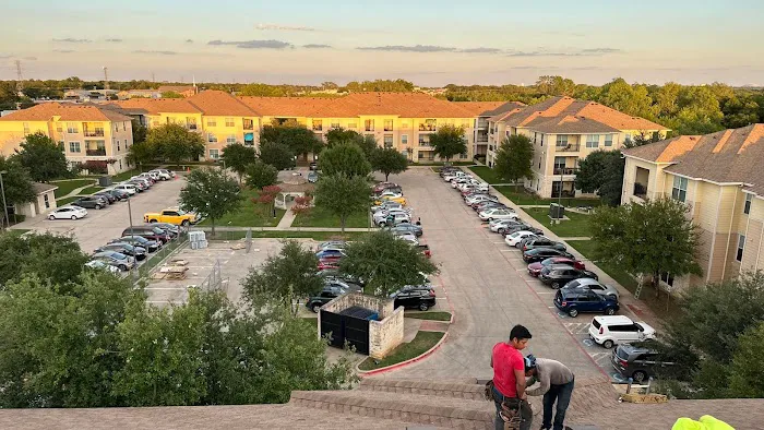 Houston Strong Roofing Company Picture 1