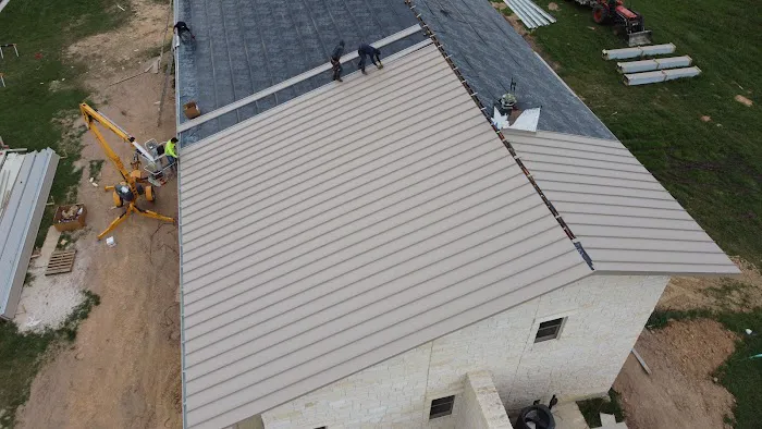 FMF Roofing and Construction, LLC Picture 1