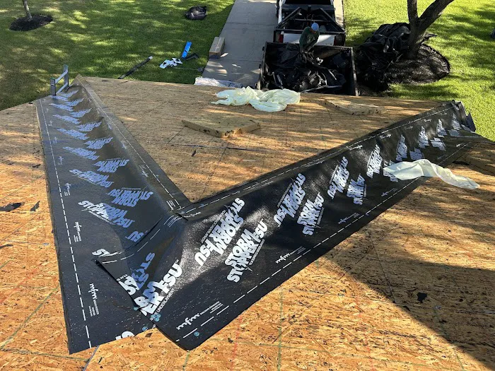 FMF Roofing and Construction, LLC Picture 10