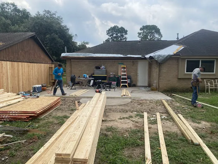 Lara's Roofing Contractor Picture 5