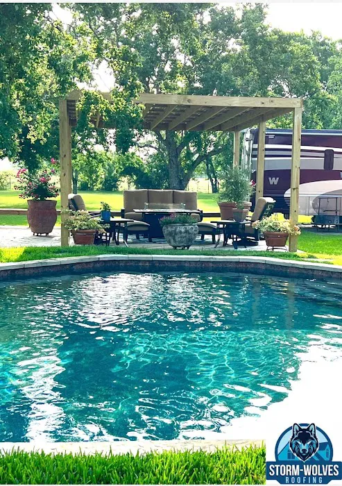 Storm-Wolves Roofing Picture 3