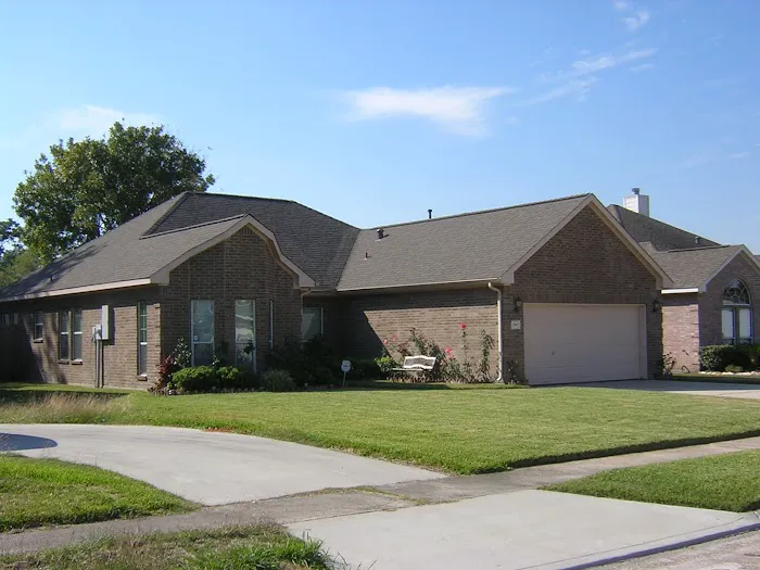 Budget Roofing LLC Picture 2