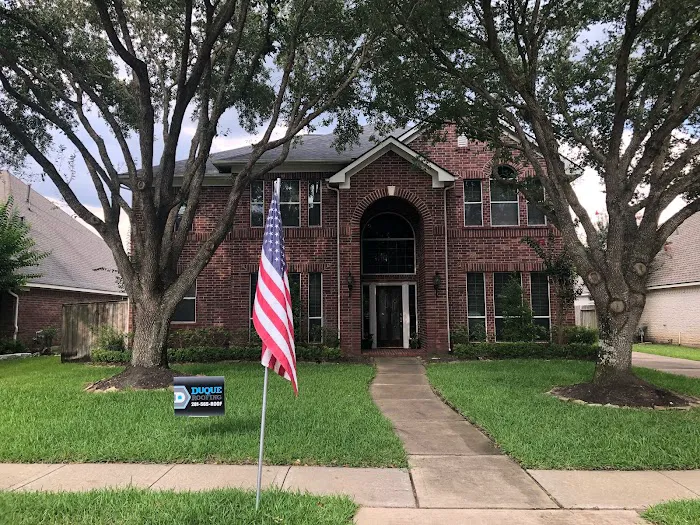 Duque Roofing Inc. Picture 7