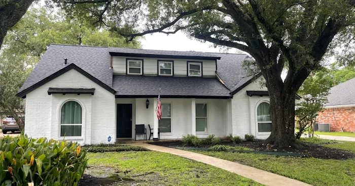 Rikan Roofing & Construction LLC Picture 1