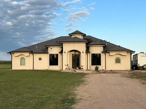 Rikan Roofing & Construction LLC Picture 3