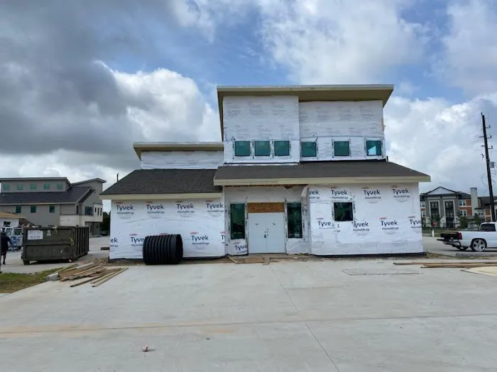 Magnifying Roofing Picture 2